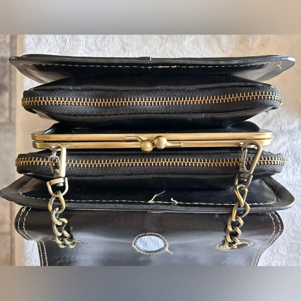 EUC Black Quilted Chain Bag - Picture 5 of 10